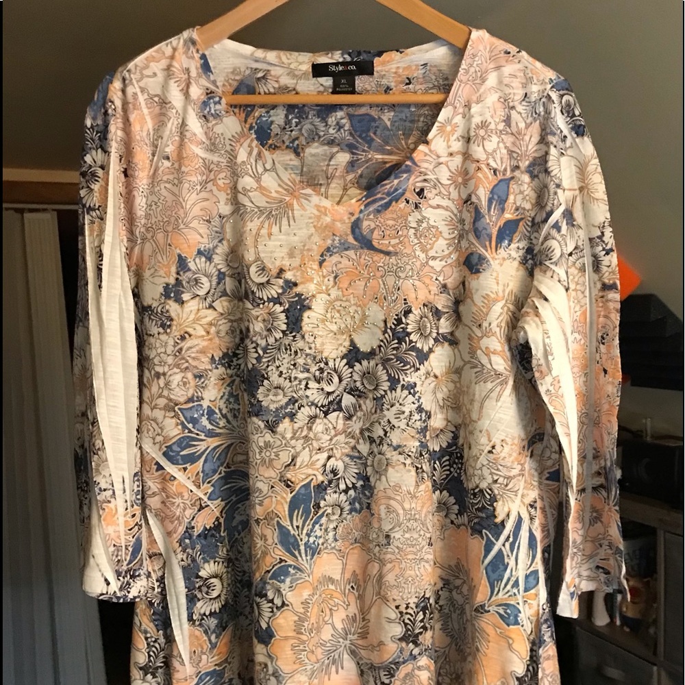 3/4 sleeve top